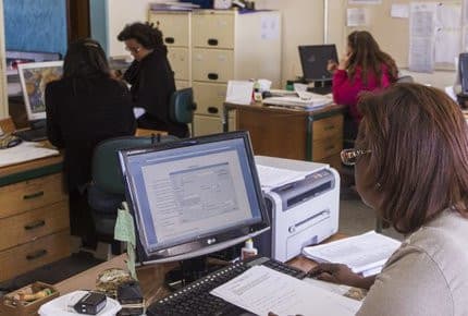 SEE-SP abre concurso com 1.495 vagas de nível médio