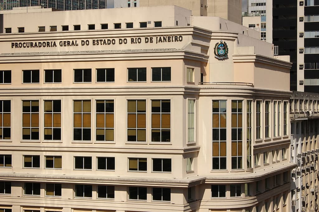 Concurso PGE-RJ: conheça os cargos de ensino médio