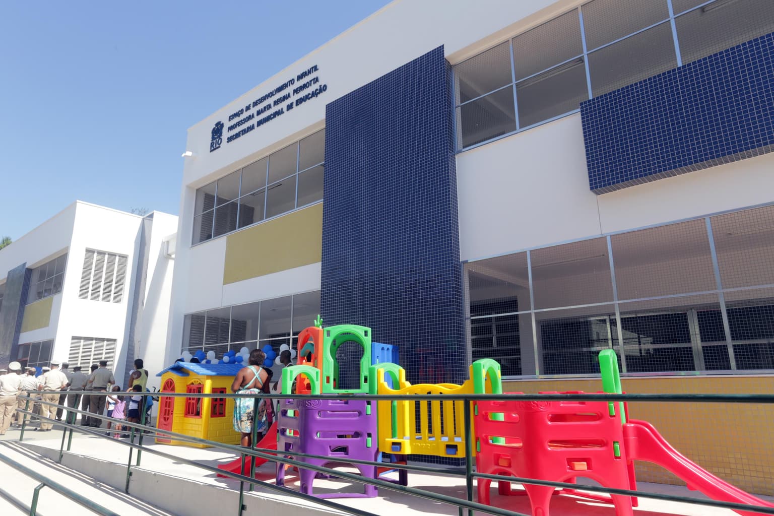 Concurso SME-RJ com mais de 8 mil vagas é anunciado