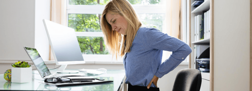 Estudando em casa: como evitar a familiar dor nas costas