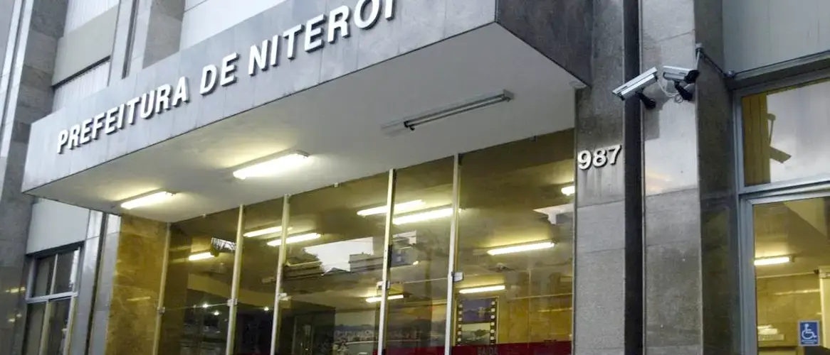 Concursos Niterói RJ: 320 vagas para quem tem nível médio!