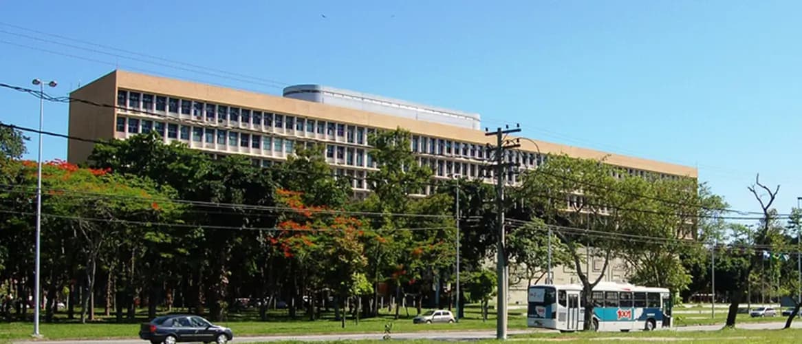 Concurso UFRJ 2023: cadastro para assistente em administração já foi esgotado!