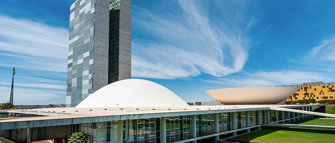 Concurso Câmara dos Deputados: inscrições abertas para 140 vagas