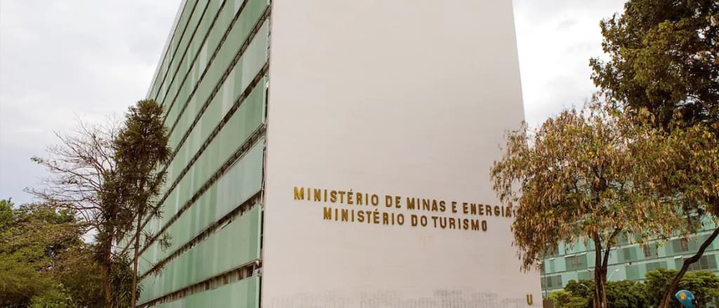 MME solicita novo concurso com 254 vagas