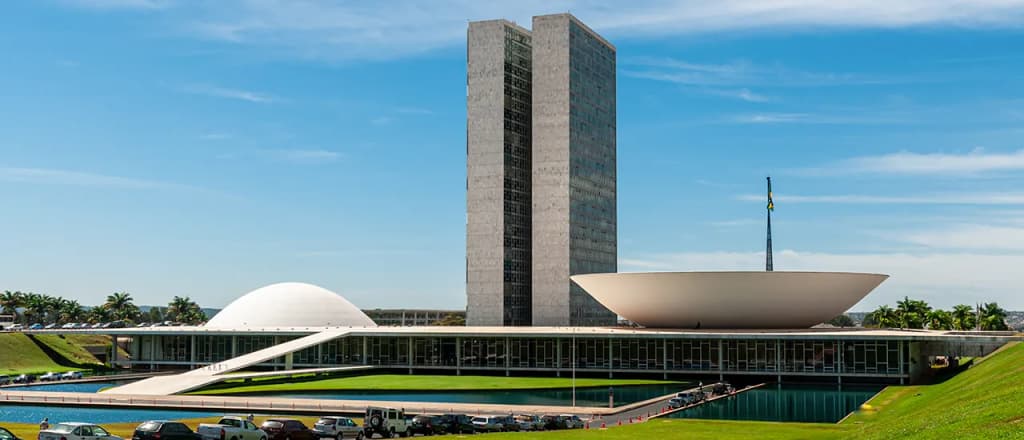 Concurso Câmara dos Deputados: edital ainda este mês para mais de 150 vagas