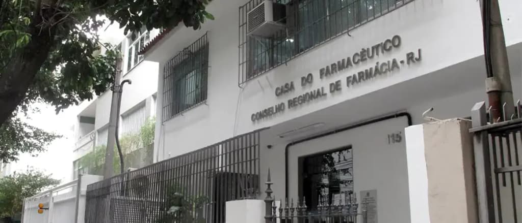 Concurso CRF RJ: retificação amplia vagas, inclui cargo e altera programa