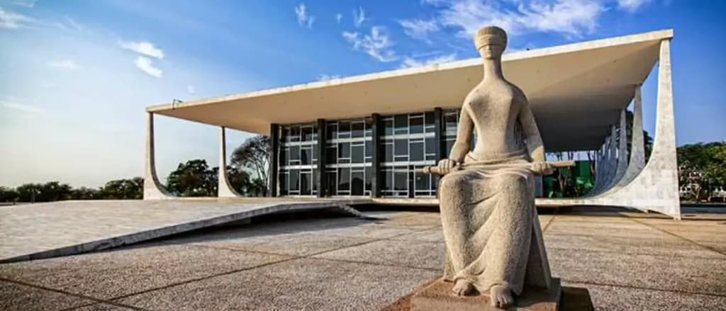 STF confirma exigência de nível superior para carreira de técnico judiciário
