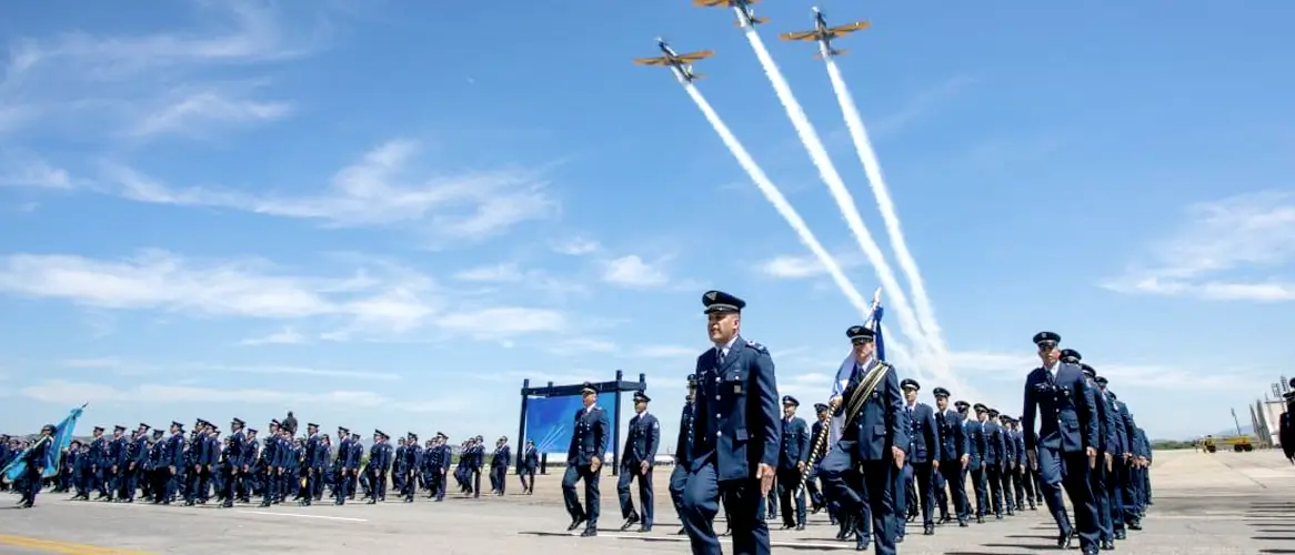 Concurso Aeronáutica: edital publicado com 176 vagas para EAGS