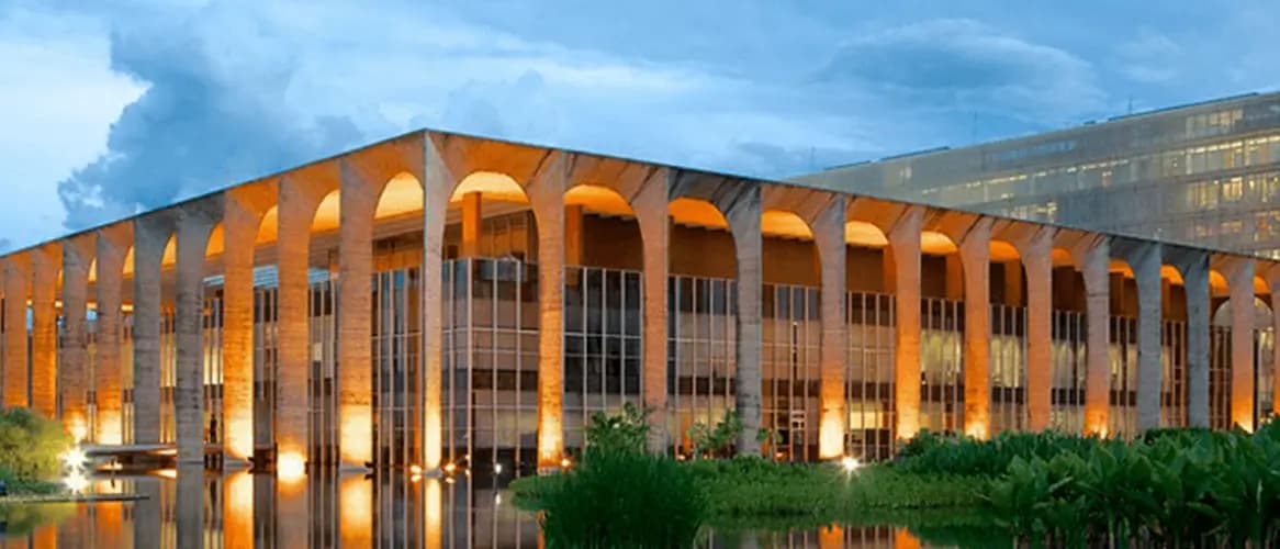 Concurso diplomata: inscrições para 50 vagas são adiadas. Veja retificação!